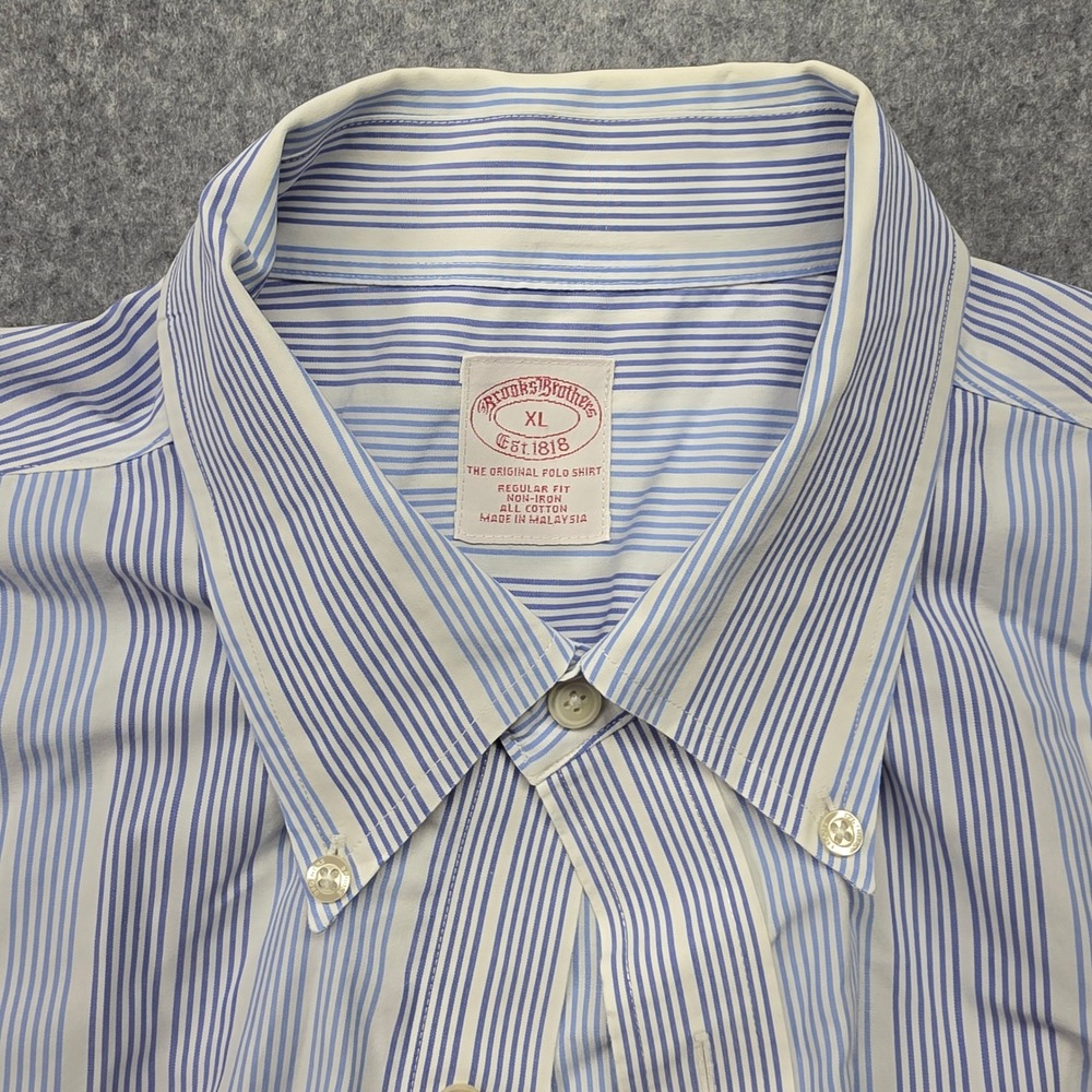 Brooks Brothers Mens XL Blue White Striped Short Sleeve Non-Iron Cotton Shirt